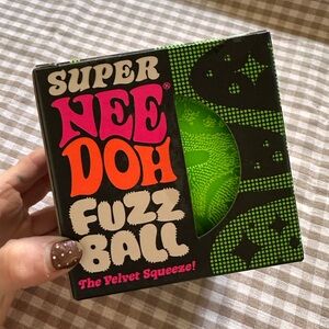 NeeDoh Super Fuzzball Squeeze Toy - BRAND NEW